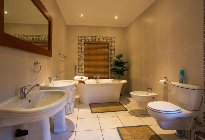 بنسيون Tamboti Lodge Guest House