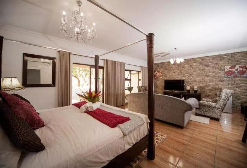 پانسیون Tamboti Lodge Guest House