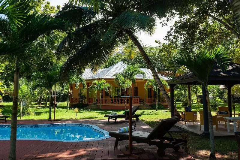 پانسیون Villas Des Alizes