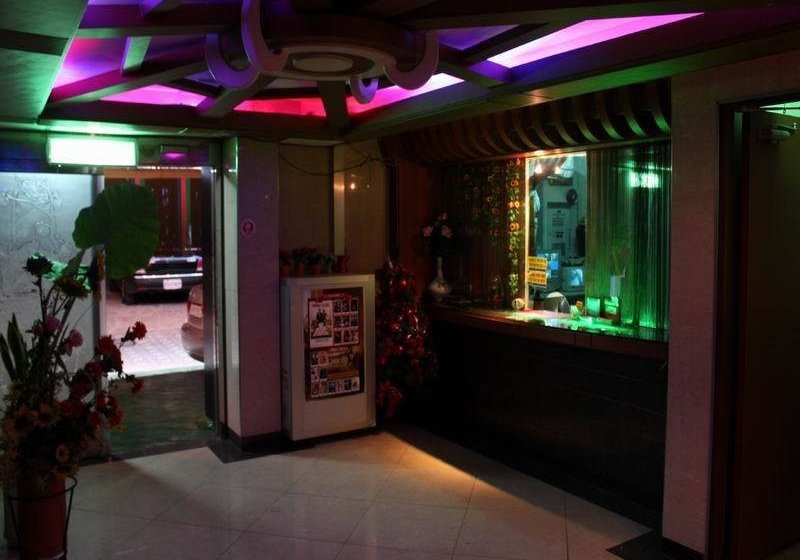 Picasso Motel Jongno