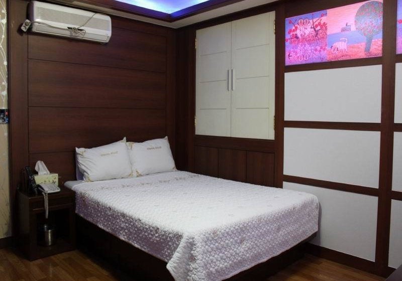 Picasso Motel Jongno