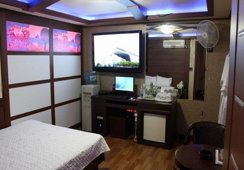 Picasso Motel Jongno