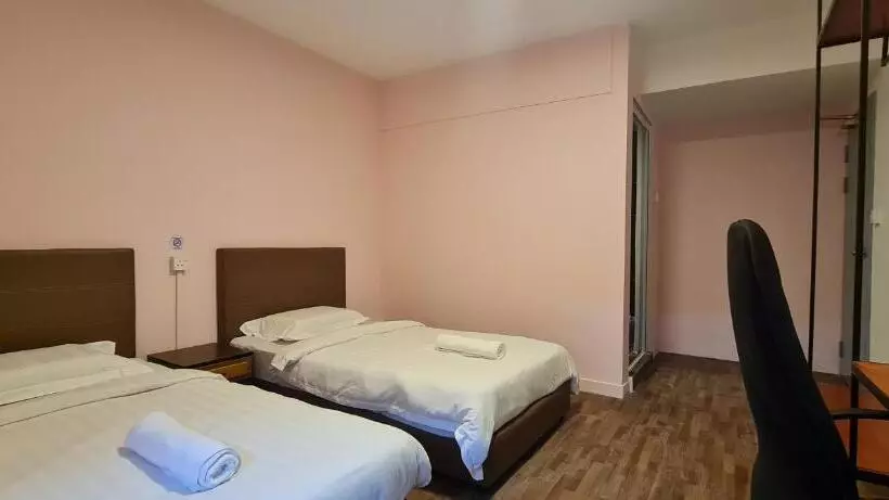 ユースホステル Misto