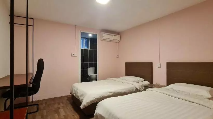 ユースホステル Misto