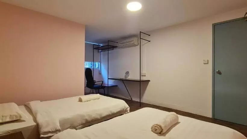 ユースホステル Misto