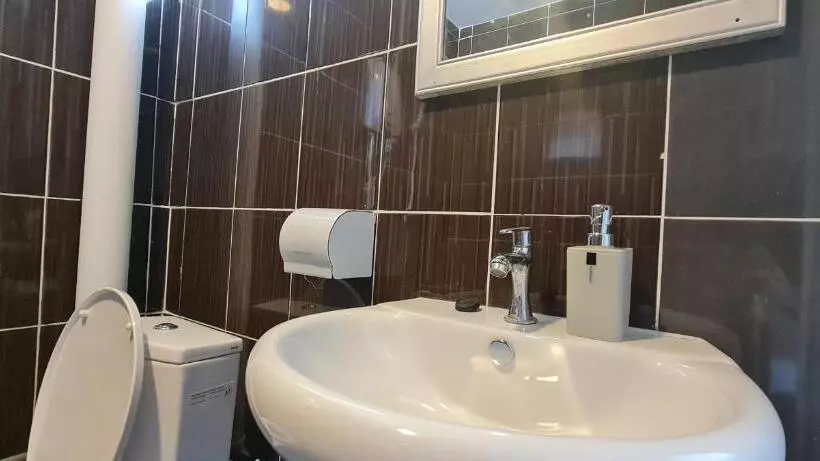 ユースホステル Misto