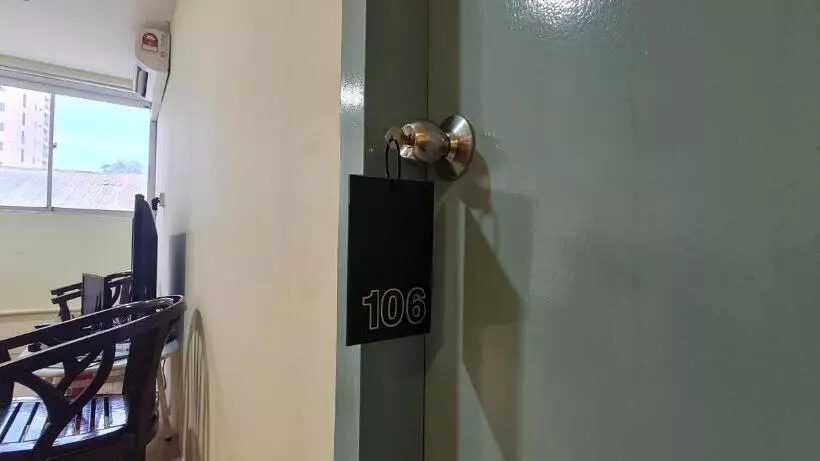 ユースホステル Misto