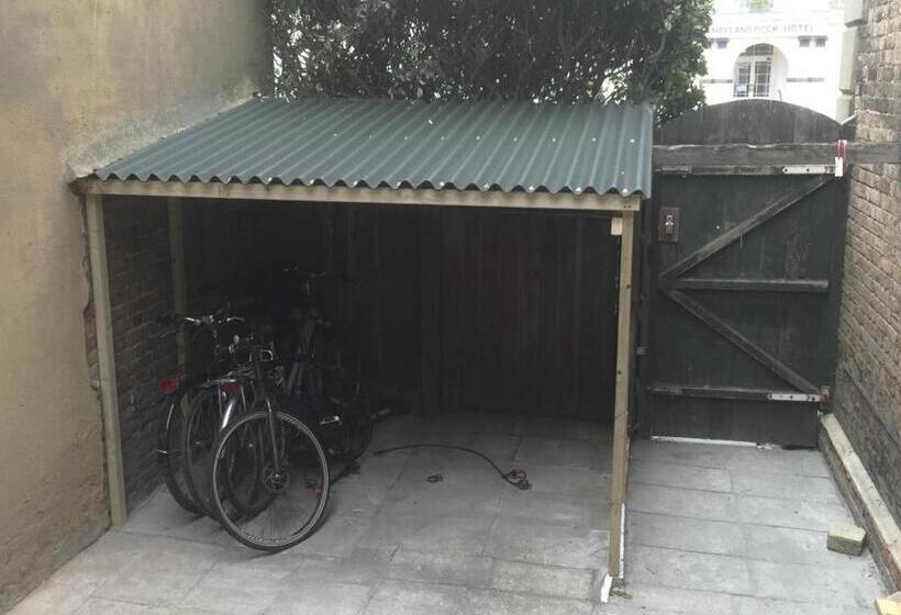 ベッドアンドブレックファースト Spectacular Sea View Double, With Exclusive Bathroom & Use Of Patio And Bike Store