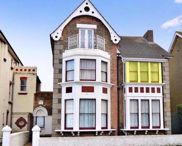 ベッドアンドブレックファースト Spectacular Sea View Double, With Exclusive Bathroom & Use Of Patio And Bike Store