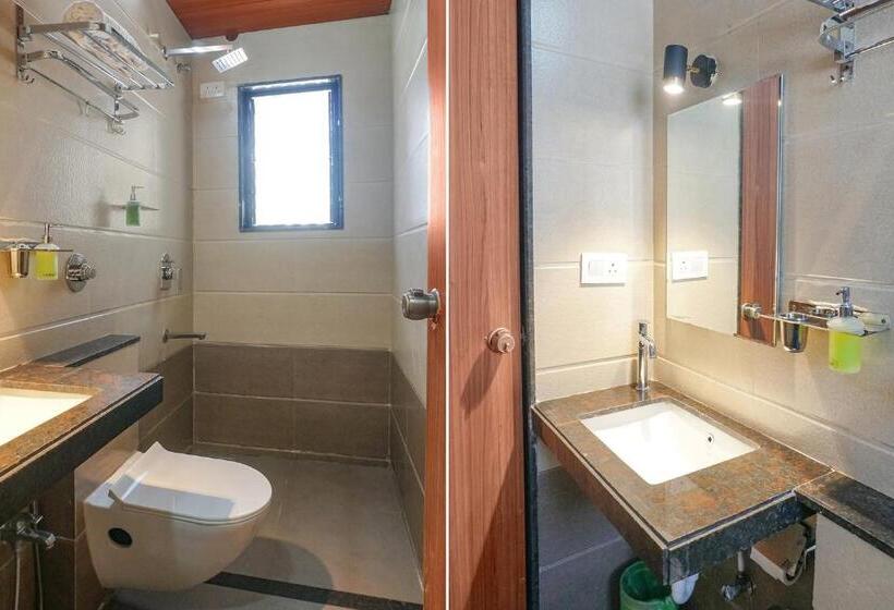 Fabhotel Emersion Residency   High Street Near Laxman Nagar, Baner