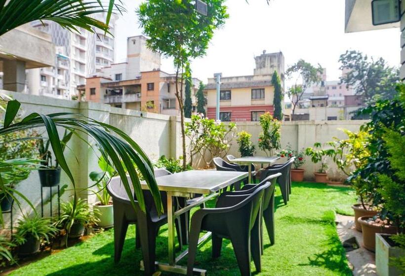 Fabhotel Emersion Residency   High Street Near Laxman Nagar, Baner