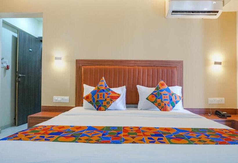 Fabhotel Emersion Residency   High Street Near Laxman Nagar, Baner