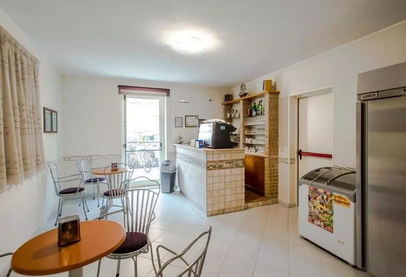 ホテル Albergo Il Veliero