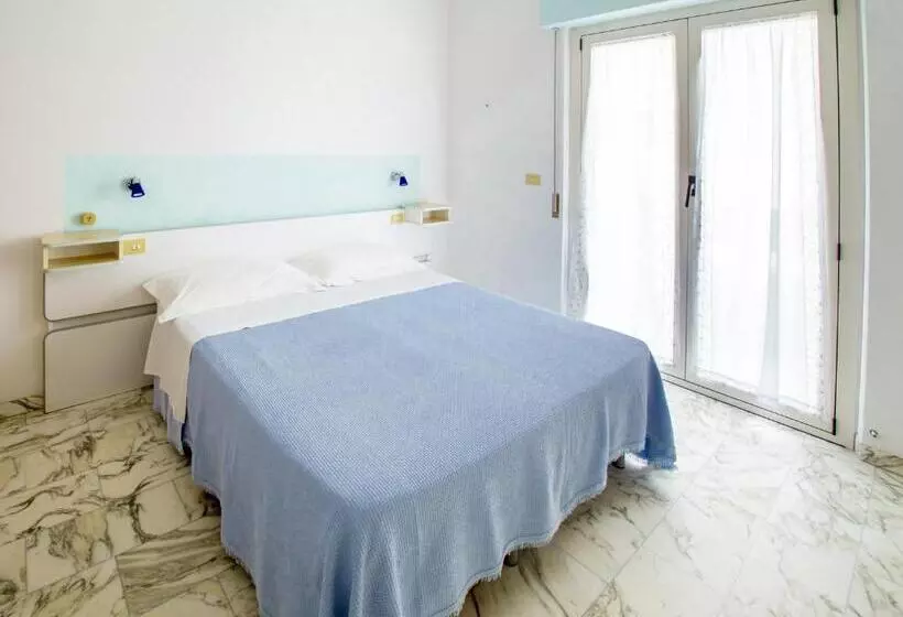 ホテル Albergo Il Veliero