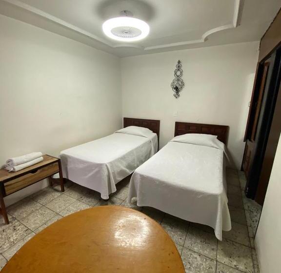 Otel Flamingos De Ciudad Guzman