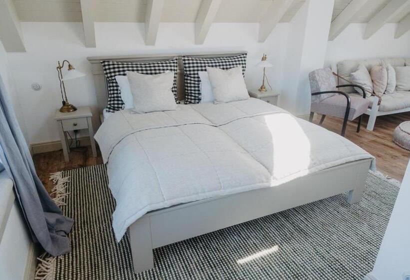 Ráj Na Zemi Venkovský Hotel A Kavárna