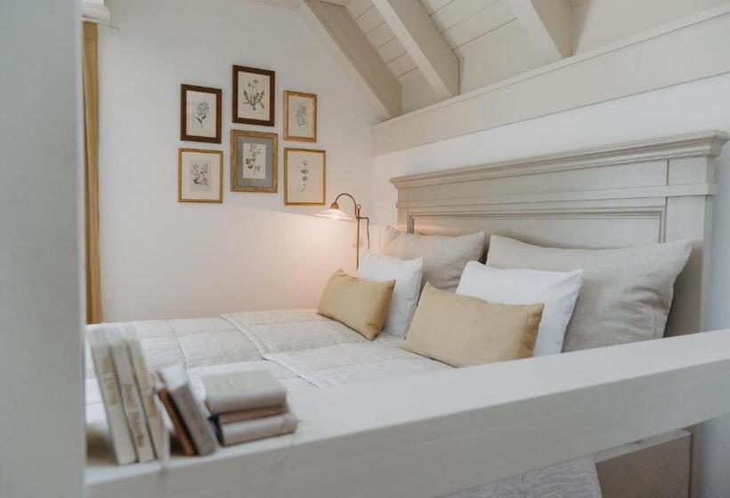 Ráj Na Zemi Venkovský Hotel A Kavárna