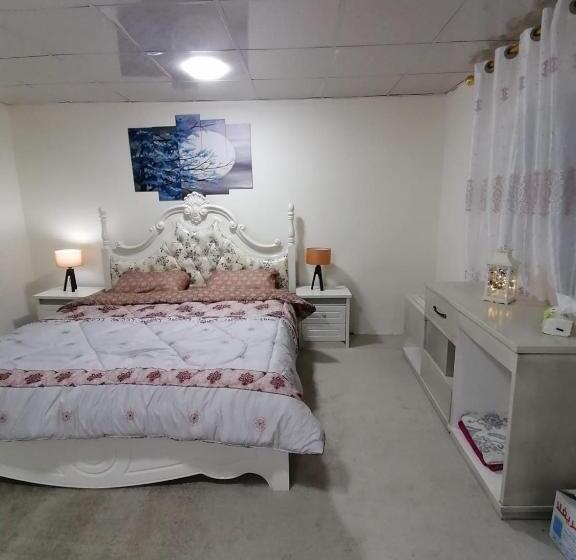 تختخواب و صبحانه Al Karak Countryside And