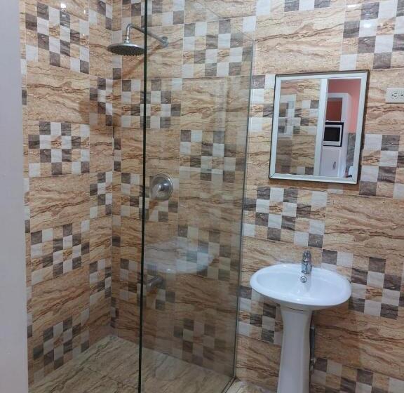 تختخواب و صبحانه Shernette Nest