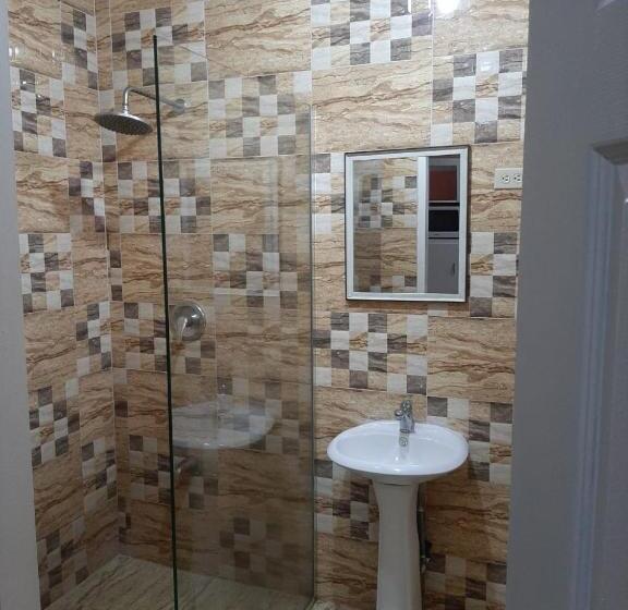 تختخواب و صبحانه Shernette Nest