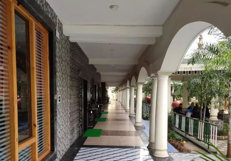 Healthville By Wb Resorts