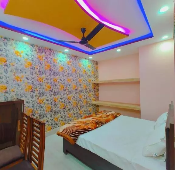 ホテル Asha Palace Near Ram Janam Bhumi