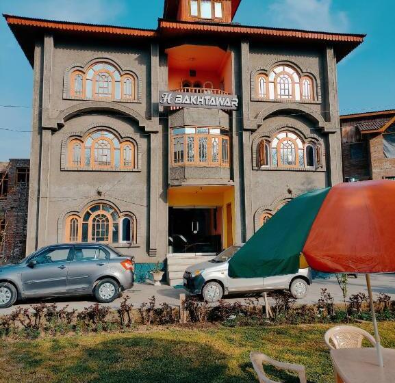 Hotel Bakhtawar