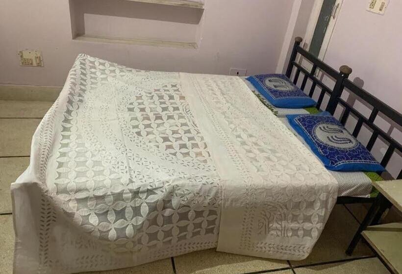 هتل Jamna Vilas Home Stay