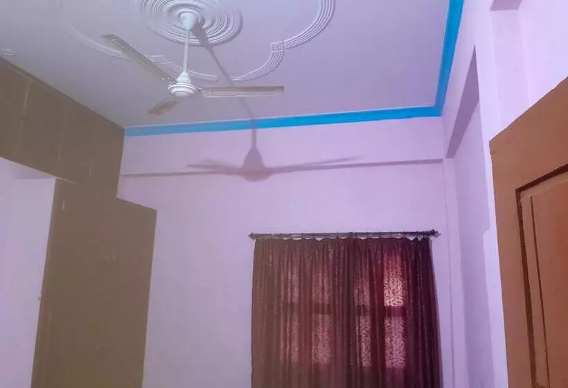 Hotel Ram Priya Kunj Ayodhya