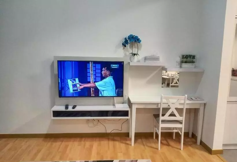 Imperium Residence Tanjung Lumpur Seaview Studio Hafiz