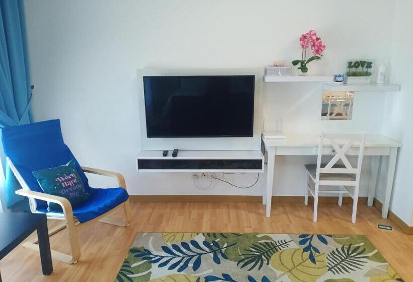 Imperium Residence Tanjung Lumpur Seaview Studio Hafiz