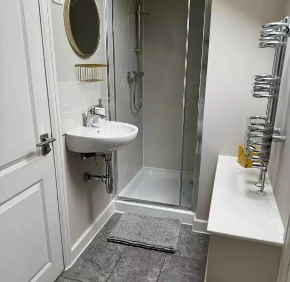 ペンション Brentford Guest Rooms