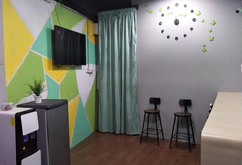 پانسیون Joka Joka Guesthouse