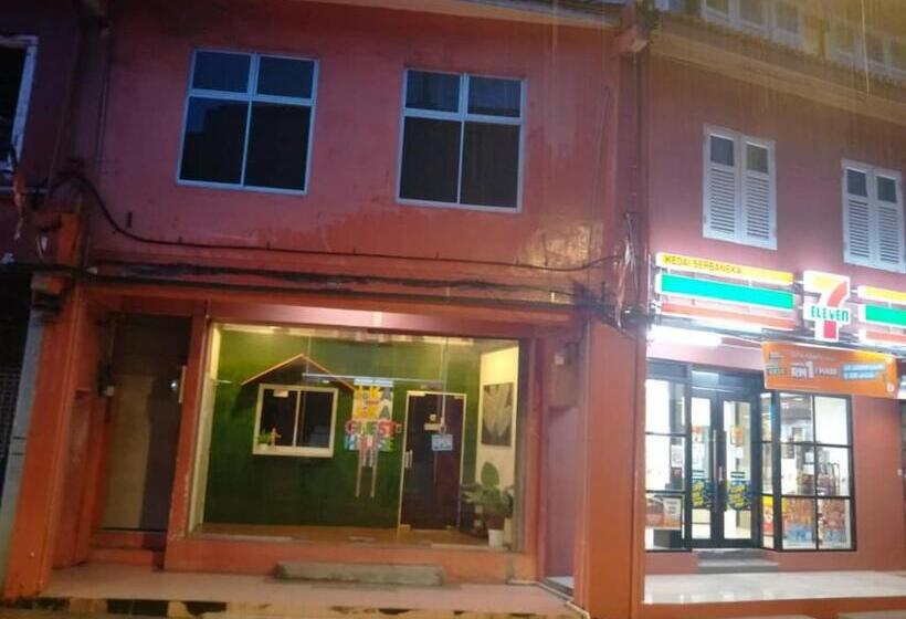 پانسیون Joka Joka Guesthouse