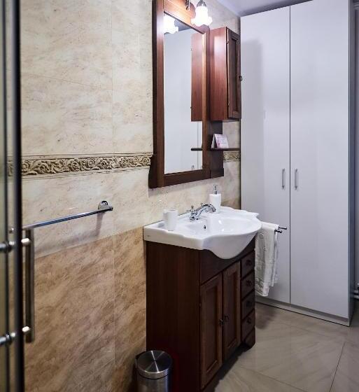 بنسيون La Conac Resort