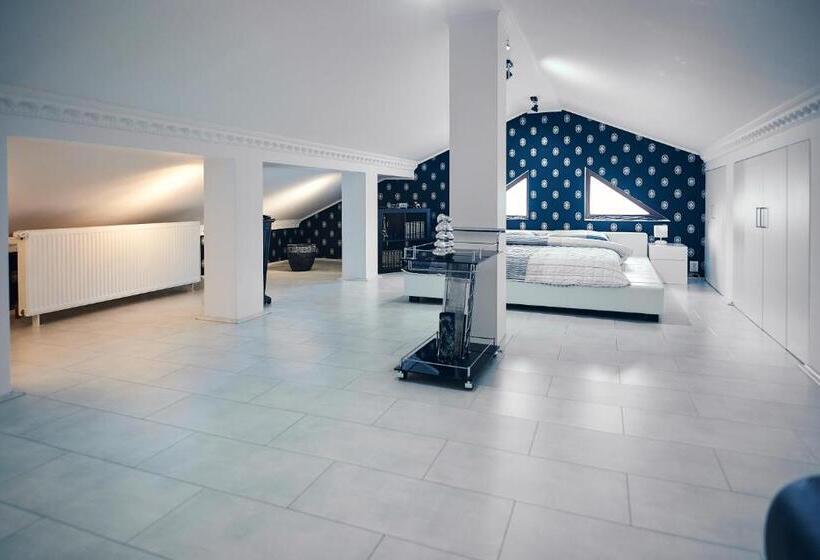 بنسيون La Conac Resort