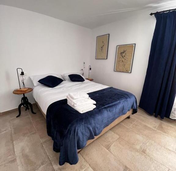 پانسیون Shanti’s Andalusian Rooms