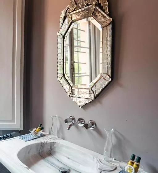 ペンション Villa Cosmiana Suites