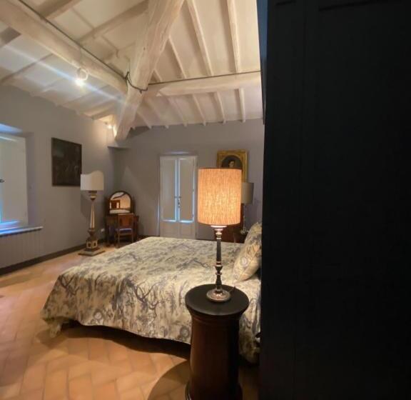 פנסיון Villa Cosmiana Suites