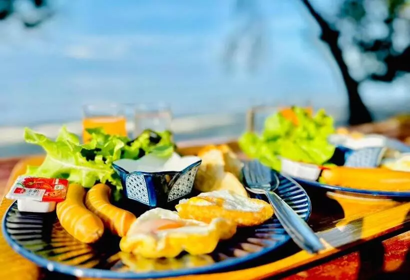 リゾートホテル Hello Banchuen Beach