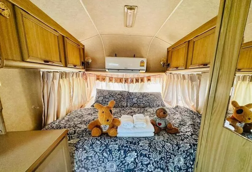 リゾートホテル Hello Banchuen Beach