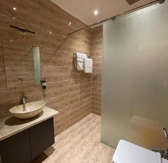 Sadanand Farmstay Resort