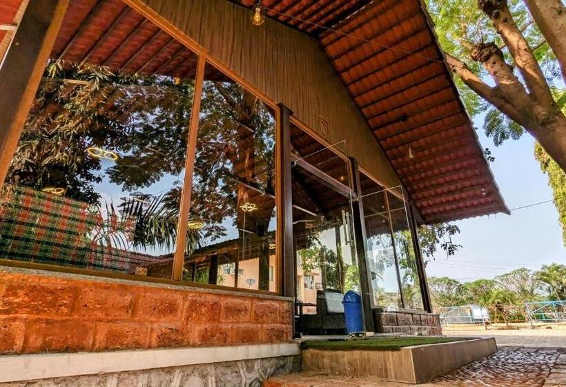 Sadanand Farmstay Resort