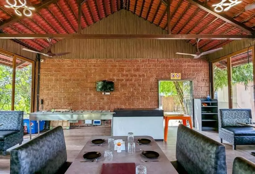 Sadanand Farmstay Resort