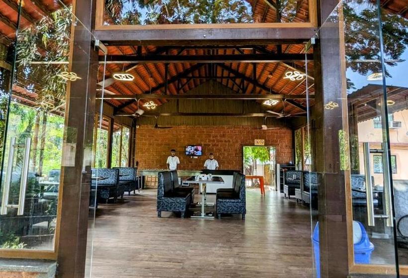 Sadanand Farmstay Resort