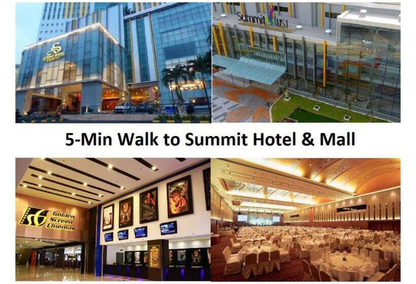 Subang City Residence, 8 9 Pax With Balcony, Walking Distance To Summit, 5min To Sunway