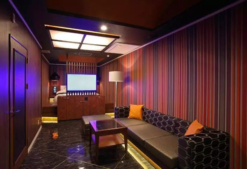 ホテルクリスタルゲート木更津