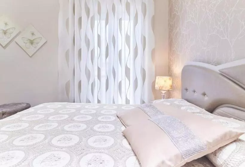 Aamiaismajoitus (B&B) Villa Nadia