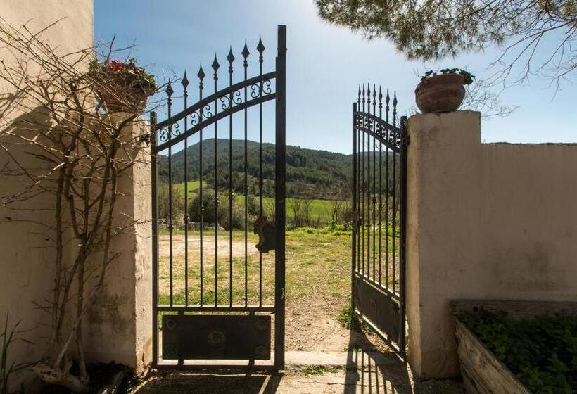 Отель Case Passamonte Agriturismo Resort & Rooms