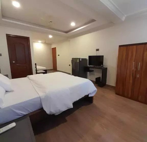 Super Hotel O Dabolim Near Goa International Airport